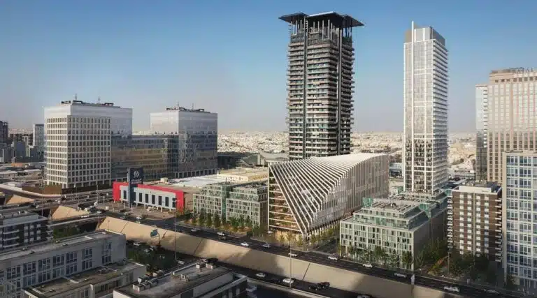Completion of work on the Sameem Tower project on King Fahd Road in Riyadh.