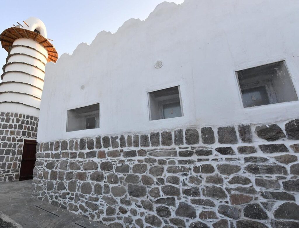 مشروع الأمير محمد بن سلمان يعيد إحياء مسجد المسقي التاريخي