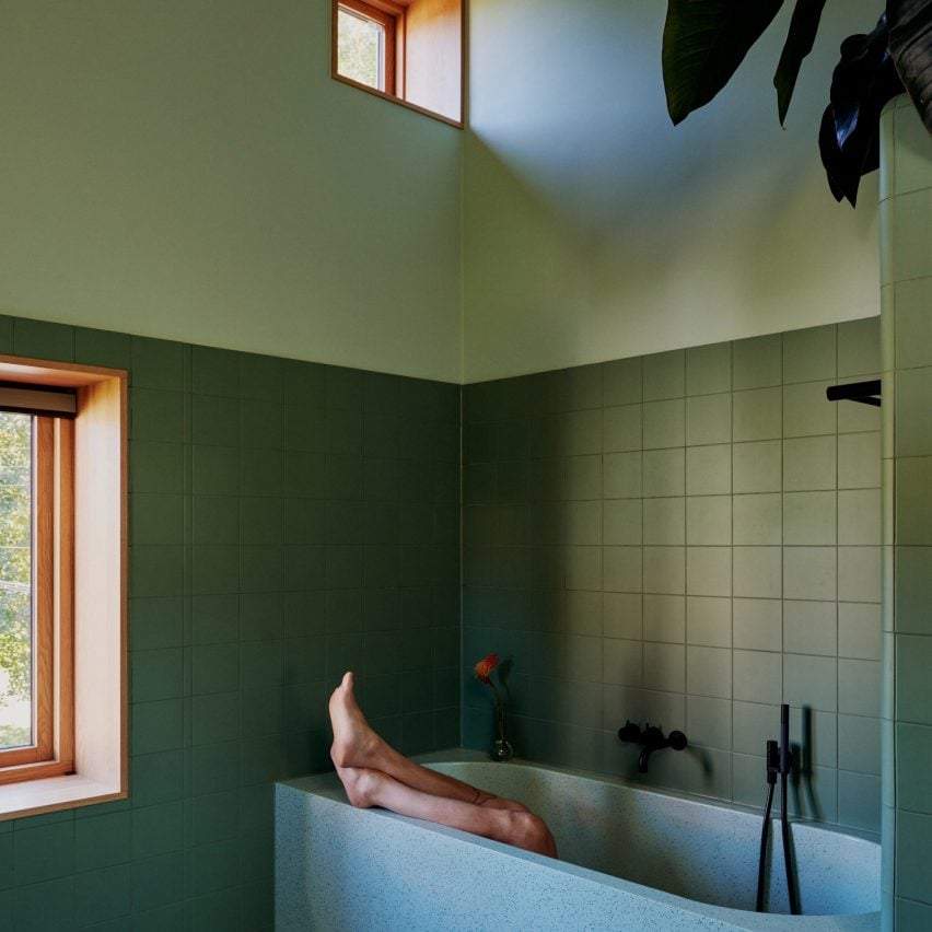 8 Luxurious Bathroom Designs to Inspire