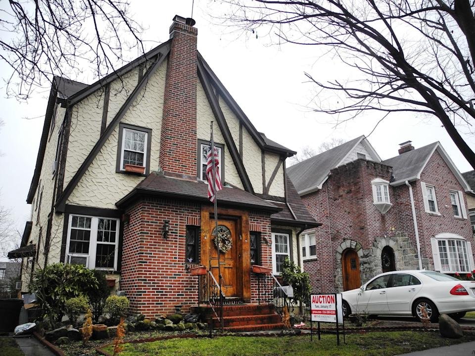 Donald Trump's Childhood Home in New York Sold at a Huge Loss