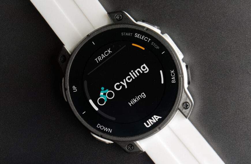 UNA: The Modular Sports Watch You Can Repair and Upgrade Yourself  