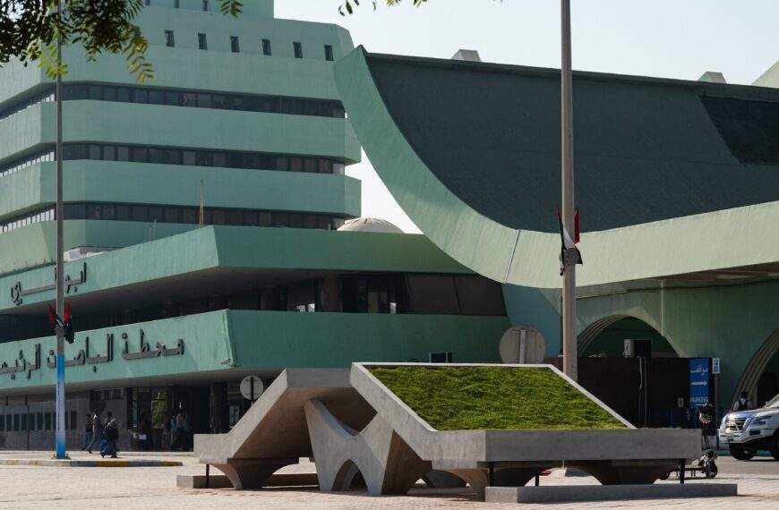 Public Art at Abu Dhabi’s Main Bus Terminal: A Reflection of Collective Memory and Architectural Evolution