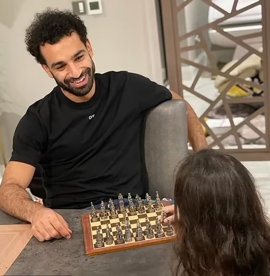 Mohamed Salah appears in his luxurious home