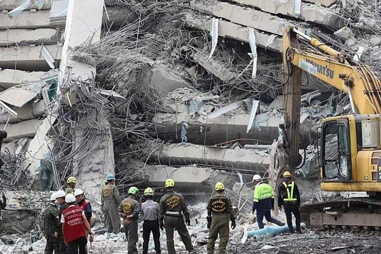 A massive building collapses in Bangkok after the Myanmar earthquake Anger and rapid investigations1