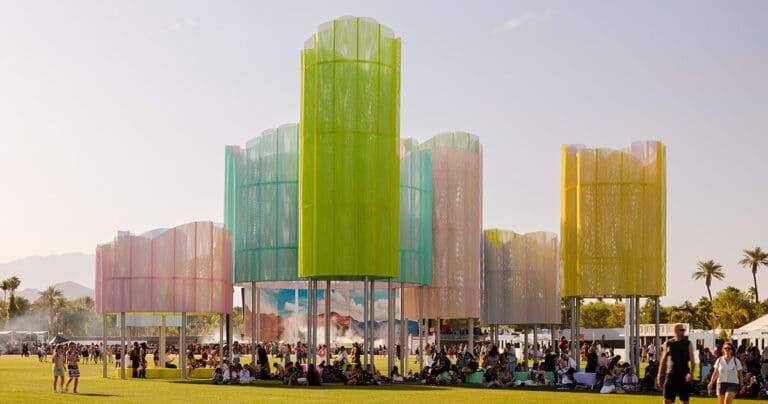 Coachella 2025 المنشآت الفنية تحتض