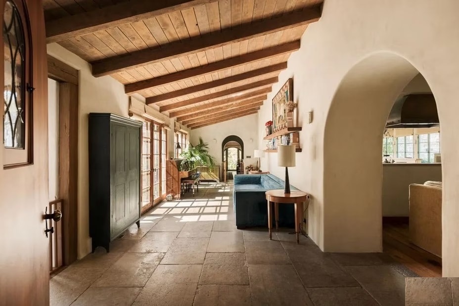 Helen Hunt Lists Her Los Angeles Home for $14.995 Million