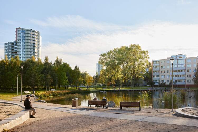 Oak Grove Park / PUPA Life Over Space - Exterior Photography, Waterfront