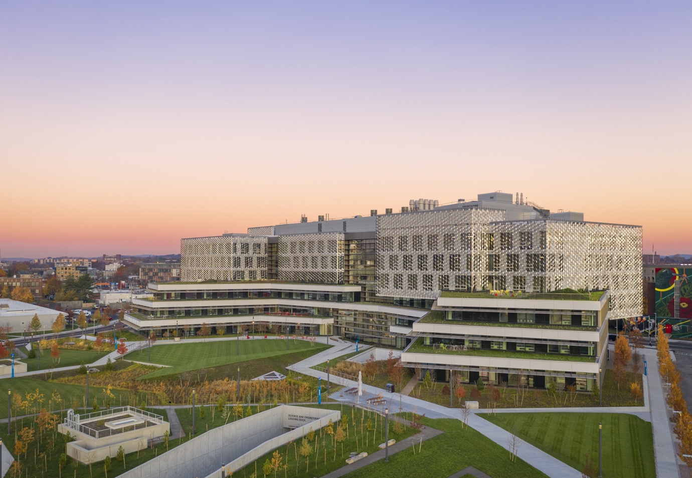 Architectural Innovation in the Modern Era: Where Function Meets Aesthetics
