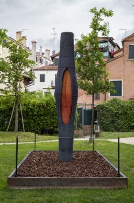"Wide view of the Duality structure made from 3D printed concrete, showcasing integrated colors and geometric patterns at Venice Biennale 2025."