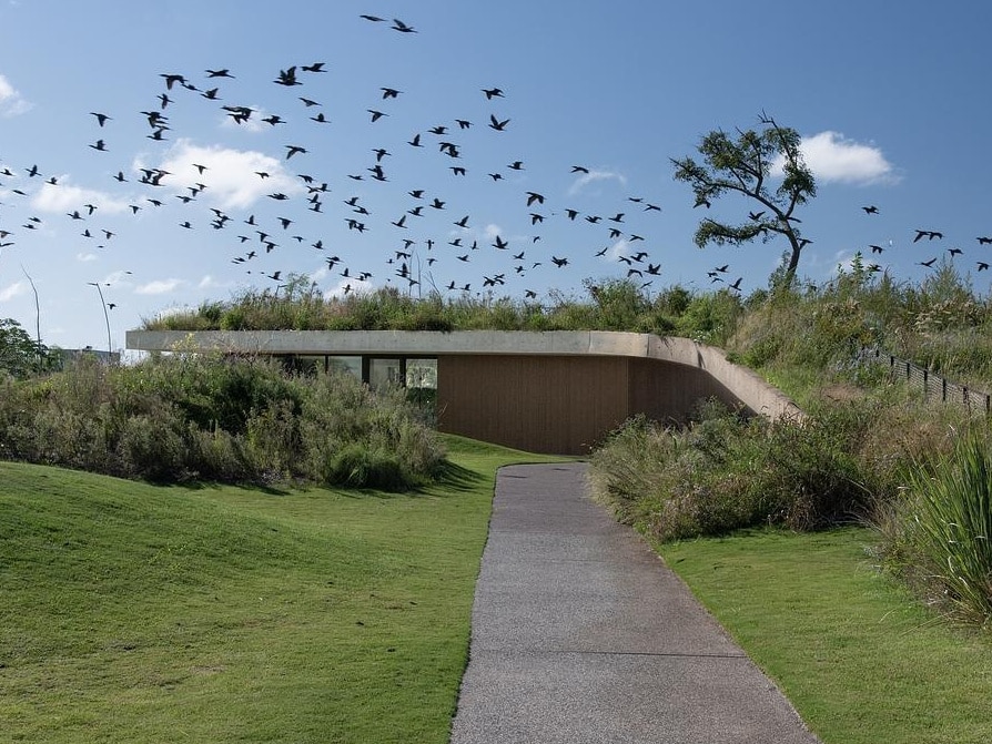 Riberas Clubhouse: A Seamless Blend of Architecture and Nature in Belén de Escobar
