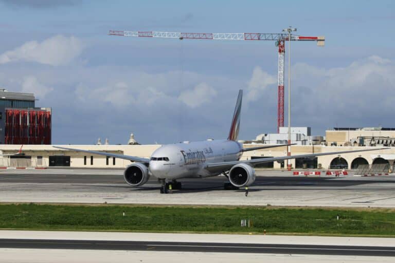 An airplane landing or taking off at Dallas Fort Worth Airport.