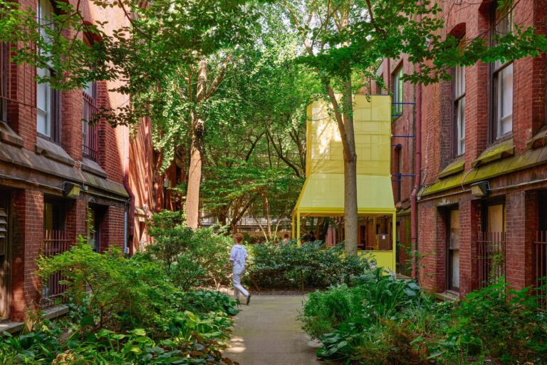 Frankie’s Summer Club: A Pop-Up Bar Inspired by Louis Kahn in Philadelphia