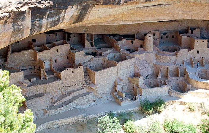 Aerial view of an Anasazi settlement embedded in a cliff
