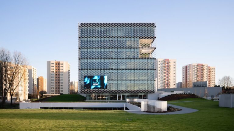 Arena Liga Portugal: A Football-Inspired Architectural Landmark in Porto