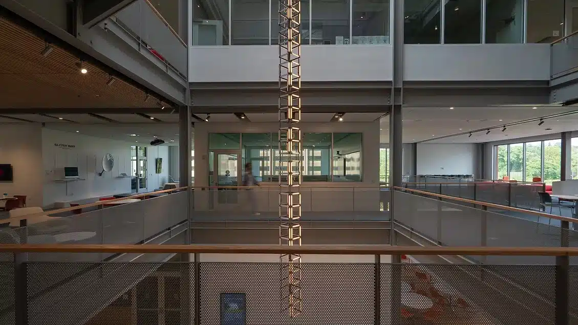 "بنية البيانات" التفاعلية ترسيخ كلية علوم البيانات بجامعة فرجينيا