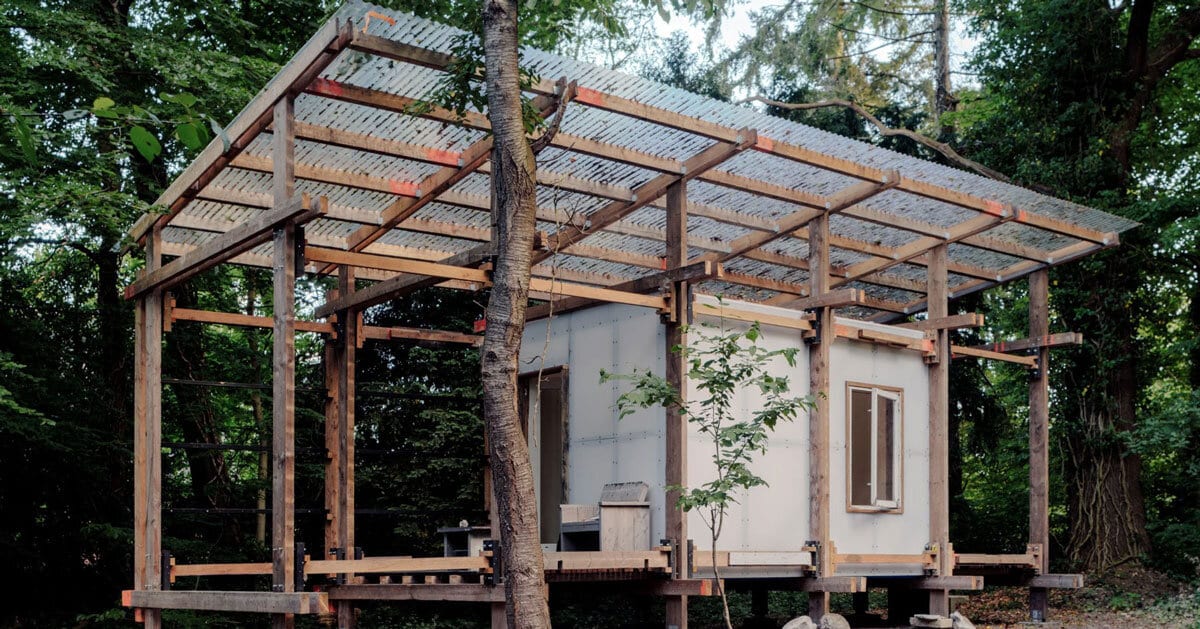 مواد أنقذت تأليف المحور الجديد للاستوديوهات للفن والبيئة في الغابات الهولندية