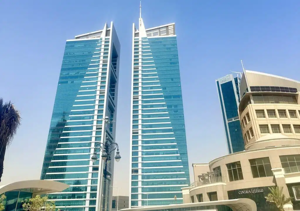Olaya Towers fa&ccedil;ade in central Riyadh during daylight