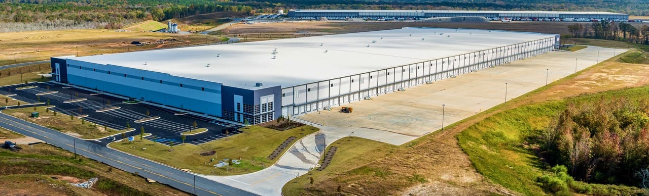 Exterior view of River Park 10 industrial building in Atlanta