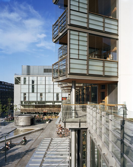 نموذج معماري لمركز كامبي في معرض برلين