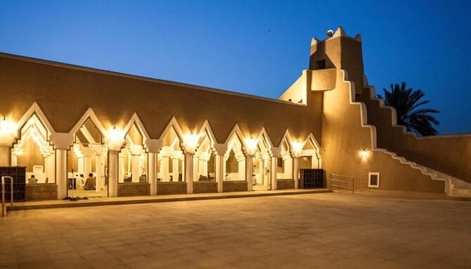 مسجد القبلي التاريخي في الرياض