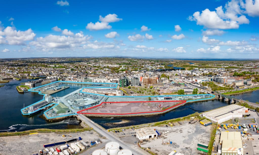 Aerial perspective showing the arrangement of buildings and open spaces at Amharc Atalia