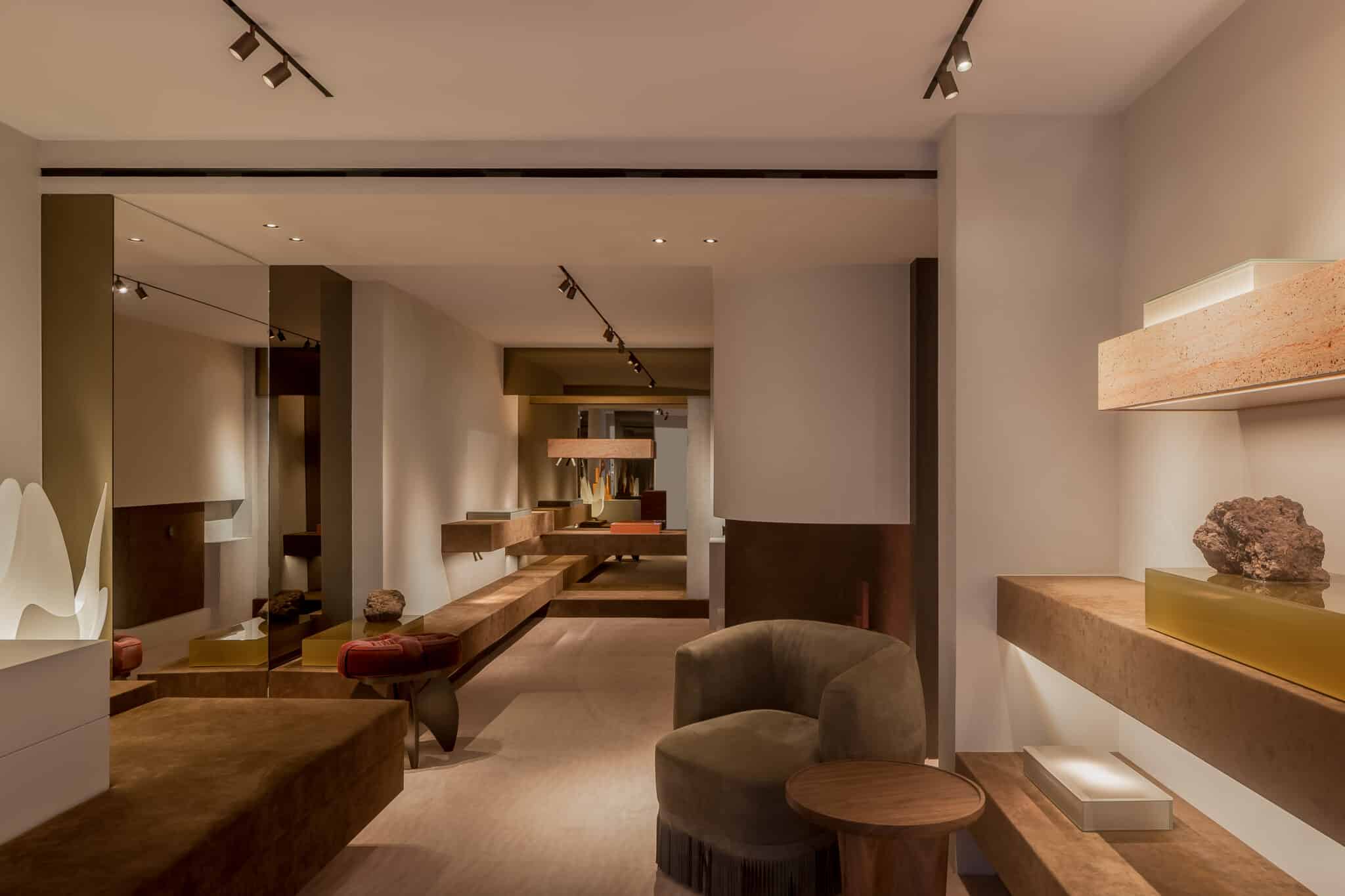 glenn sestig designed morobe store in saint-tropez