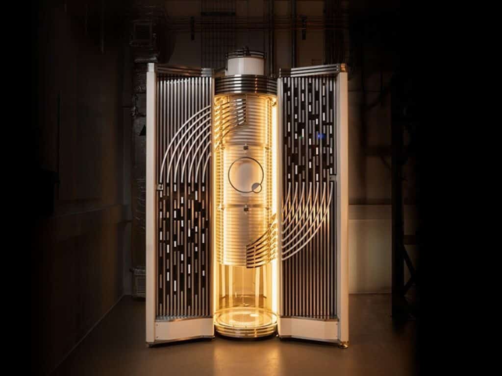 Quantum Motion integrated silicon quantum computer at the UK National Quantum Computing Centre