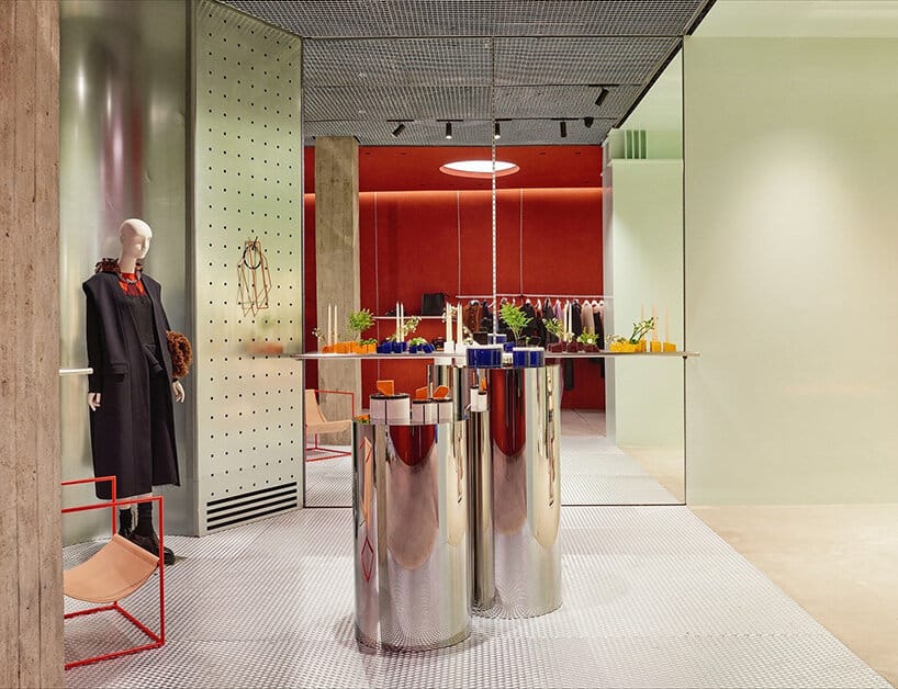 تفتح الخطة C متجر مفهوم "إطار" في ميلانو كمكان هجين للأزياء والتصميم والثقافة