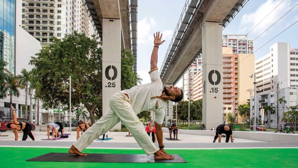 Interactive model of a smart city demonstrating the use of data to optimize urban services