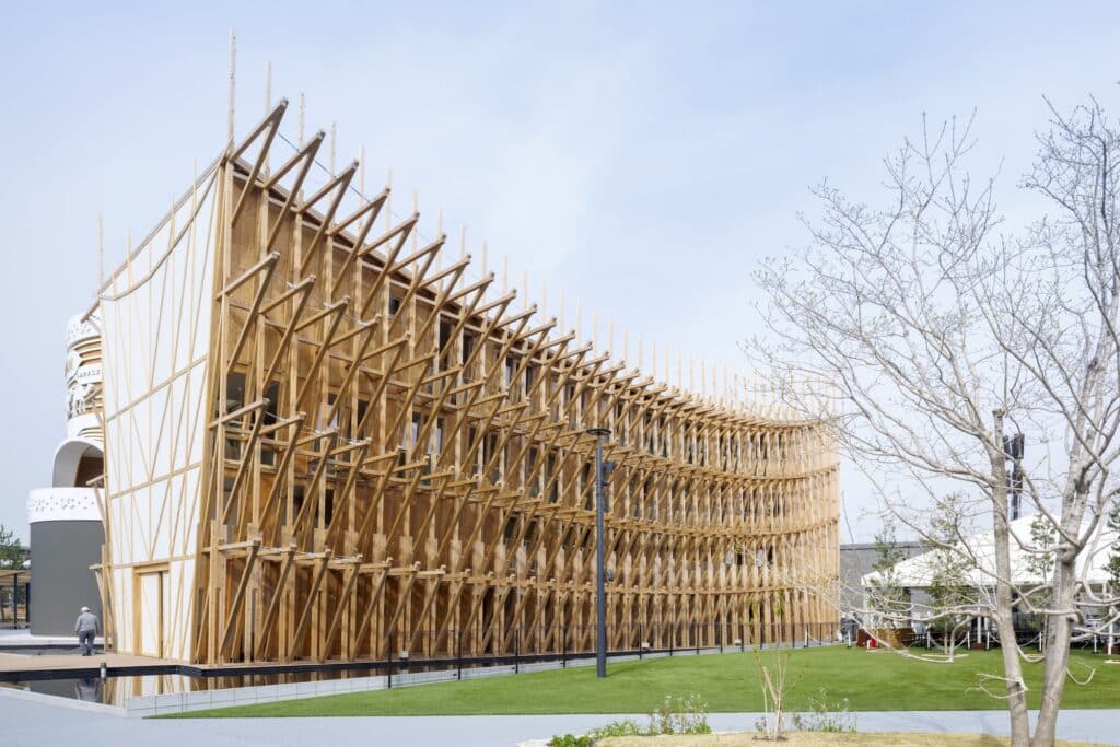 Structural detail of Bahrain Pavilion inspired by the anatomy of traditional dhow boats
