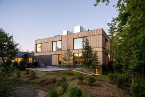 Biophilic Innovation: Sylvia Richards' Mass Timber Lab for Biotech Company