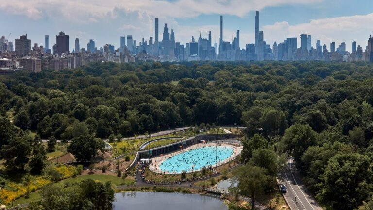 The Davis Center at Harlem Meer in Central Park explores integration of landscape and architecture