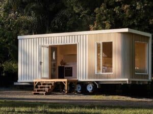 Harper house exterior featuring curved Decobatten aluminum and Colorbond steel cladding