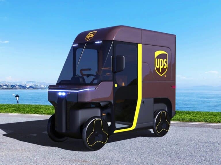 AZR Quad Go modular electric vehicle in urban setting