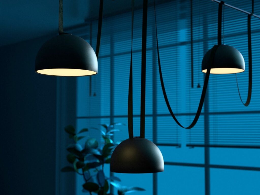 Fixed ceiling lighting in a traditional living room