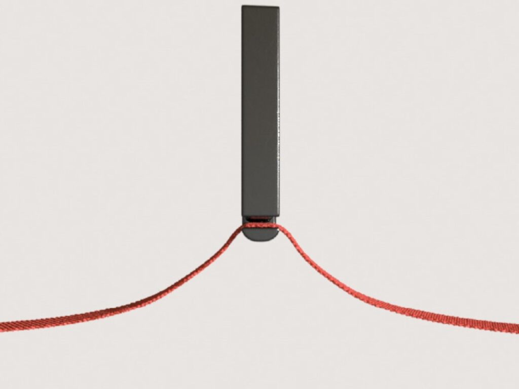 Fixed ceiling lighting in a traditional living room