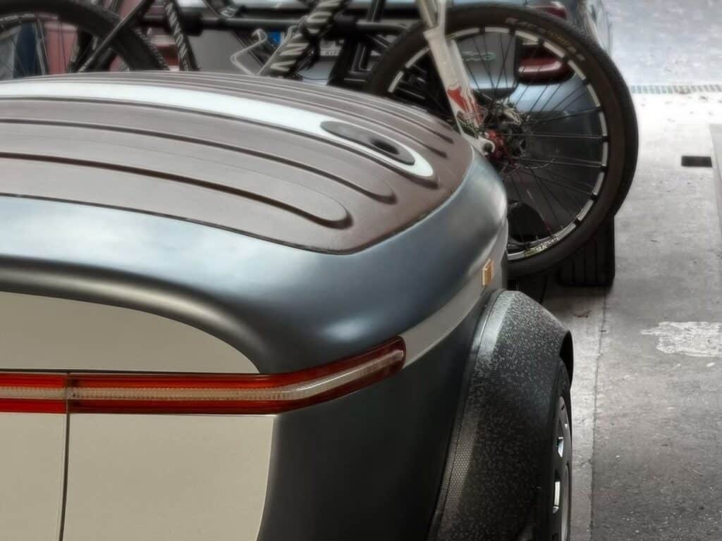 Booba small trailer easily towable