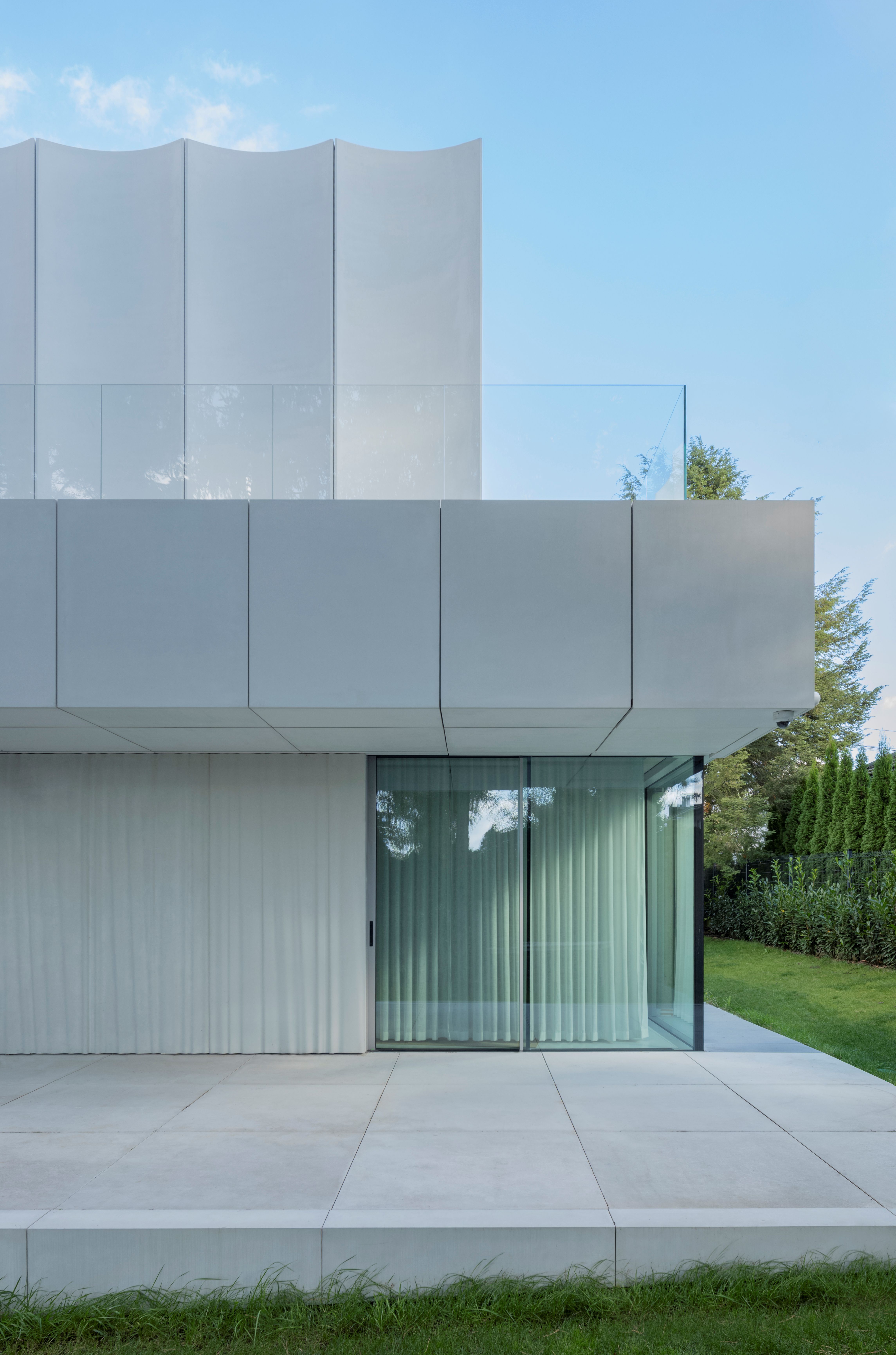 Modernist villa house in white