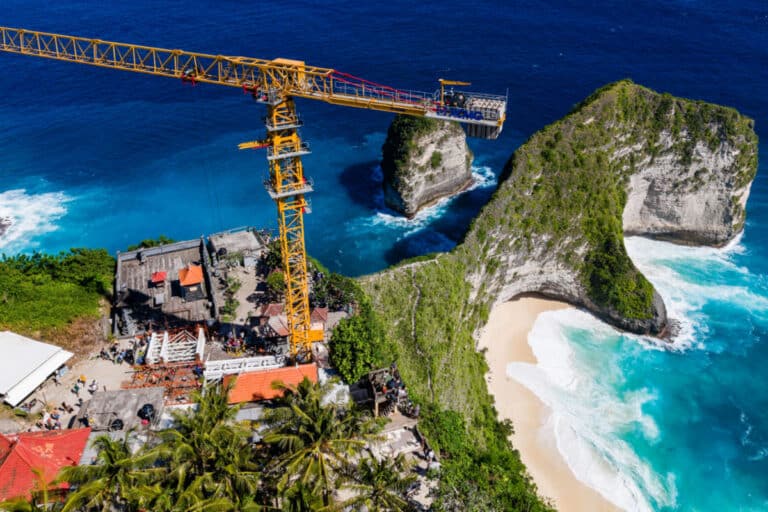 The Glass Elevator in Bali: A Tension Between Landscape and Vertical Engineering