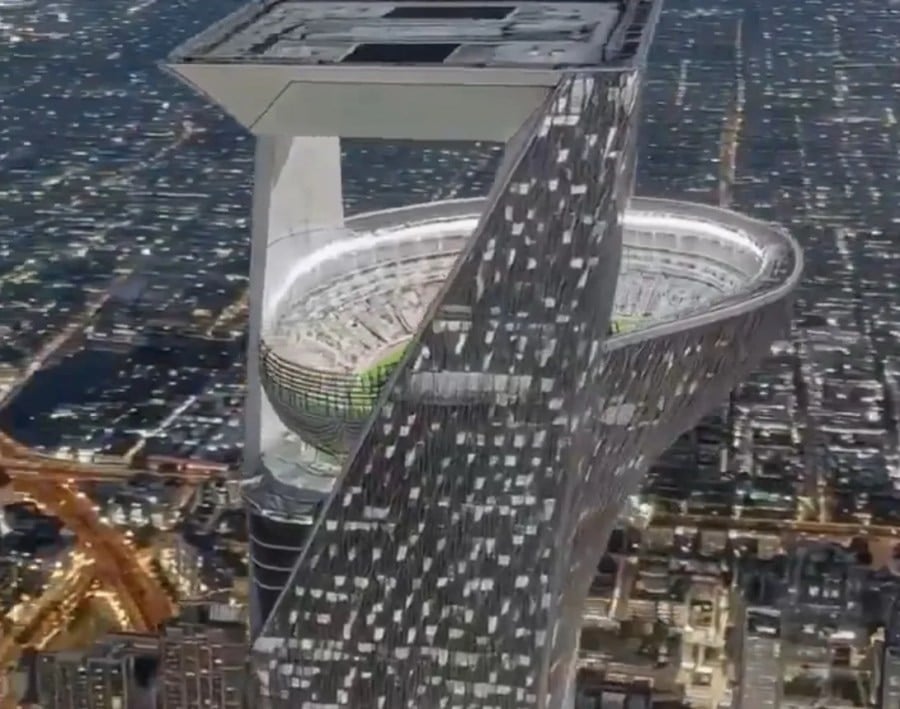 ملعب نيوم المعلق داخل برج مستقبلي، يبرز التكامل العمودي بين الرياضة والبنية الحضرية.