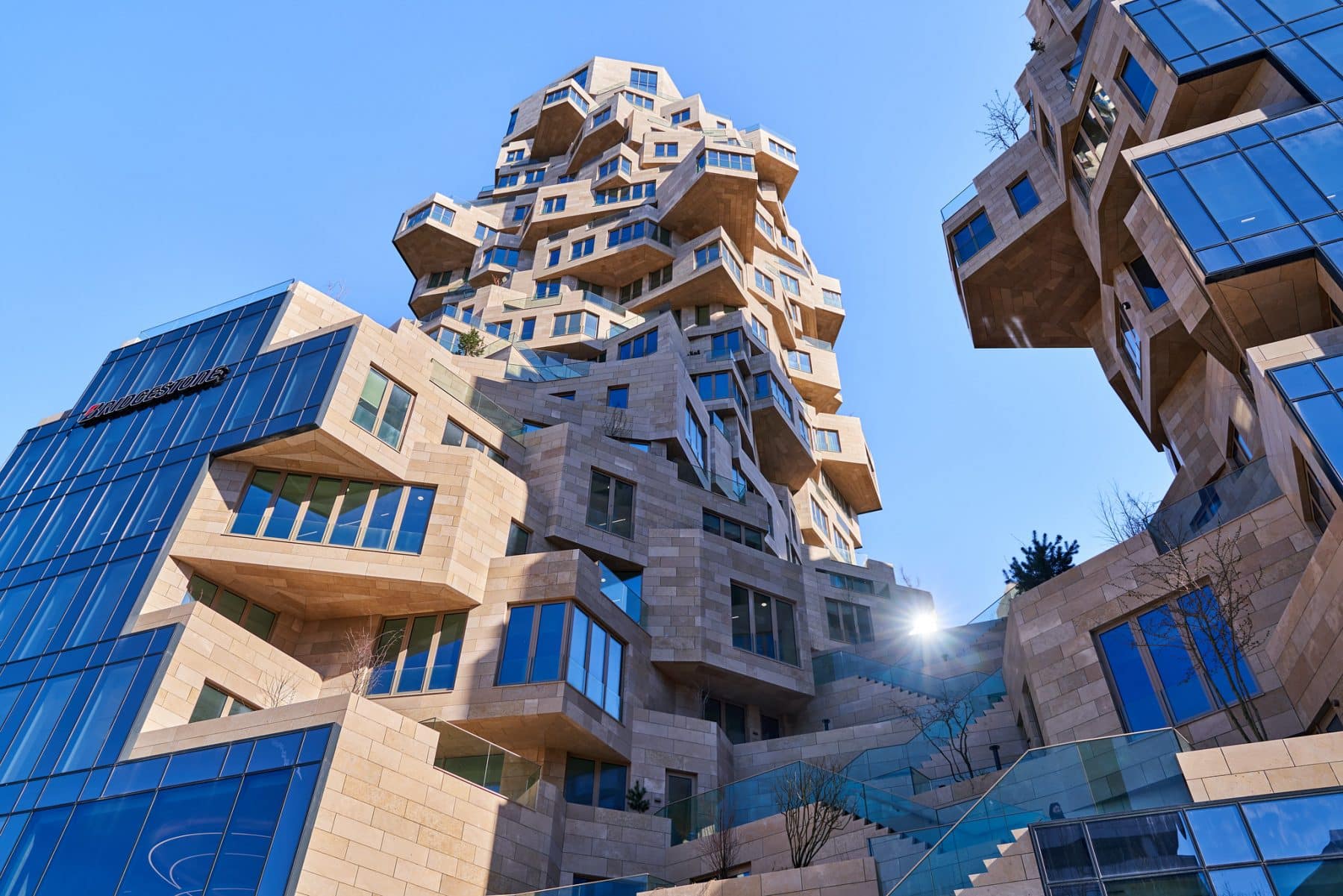 The Valley building in Amsterdam – a sculptural mixed-use complex by MVRDV integrating nature and urban architecture.