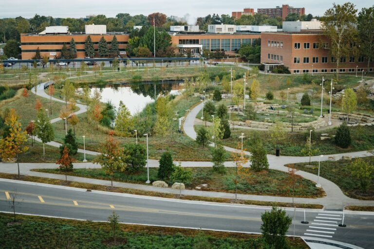 Opening of an Interconnected Engineering Central Headquarters for Automotive Teams and Spaces