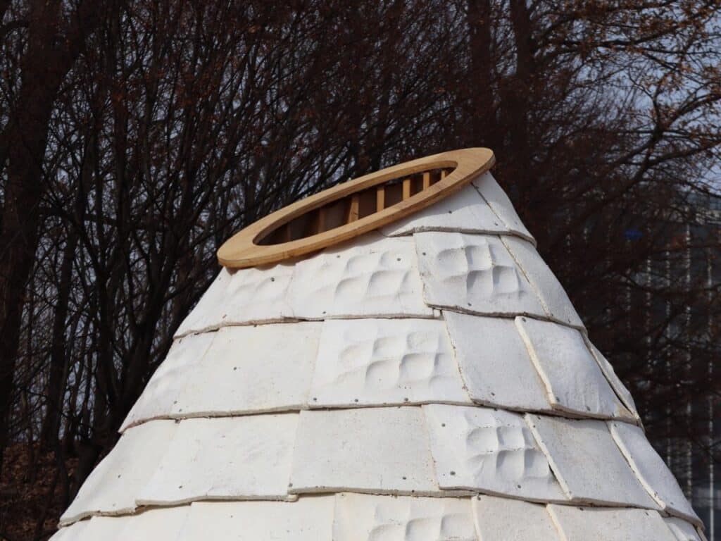 Mycelial Hut exterior view in Seoul National University campus