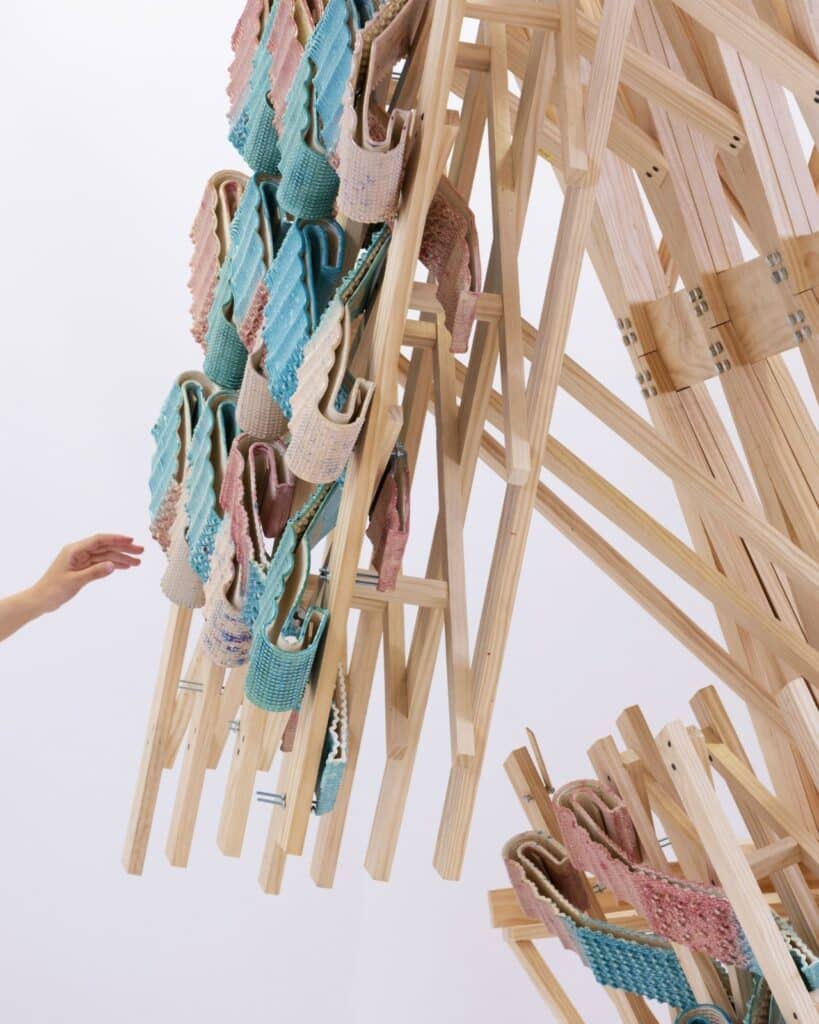 3D-printed CeraShingle ceramic panels on the building fa&ccedil;ade