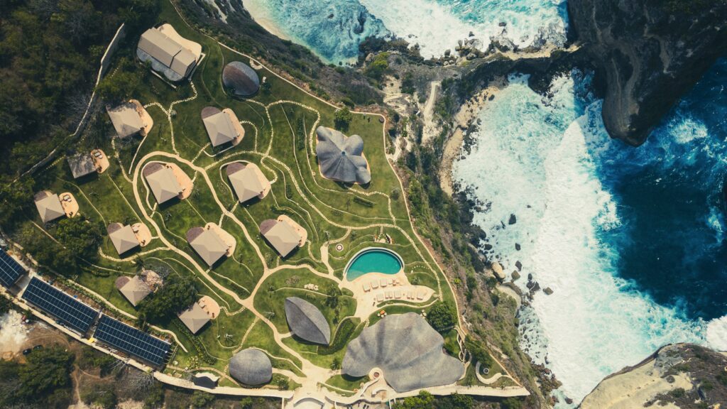 Intaaya Retreat in Nusa Penida as a study of organic architecture and landscape integration