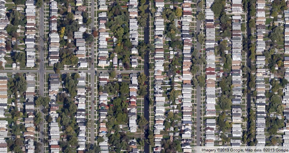 Repetitive apartment floor plan illustrating systemic architecture through standardized unit layouts