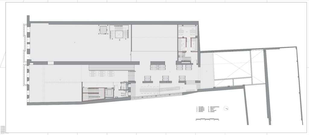 Architectural floor plan drawing of the upper level of the Mercado Central within the Fábrica Bhering adaptive reuse project in Rio de Janeiro, Brazil. The plan shows the layout of various spaces, including circulation areas, rental units (labeled 01, 02, 03, 04), a collective lounge, a gallery, a technical area, and an office. Courtesy of Tadu Arquitetura (now Estúdio Chão).