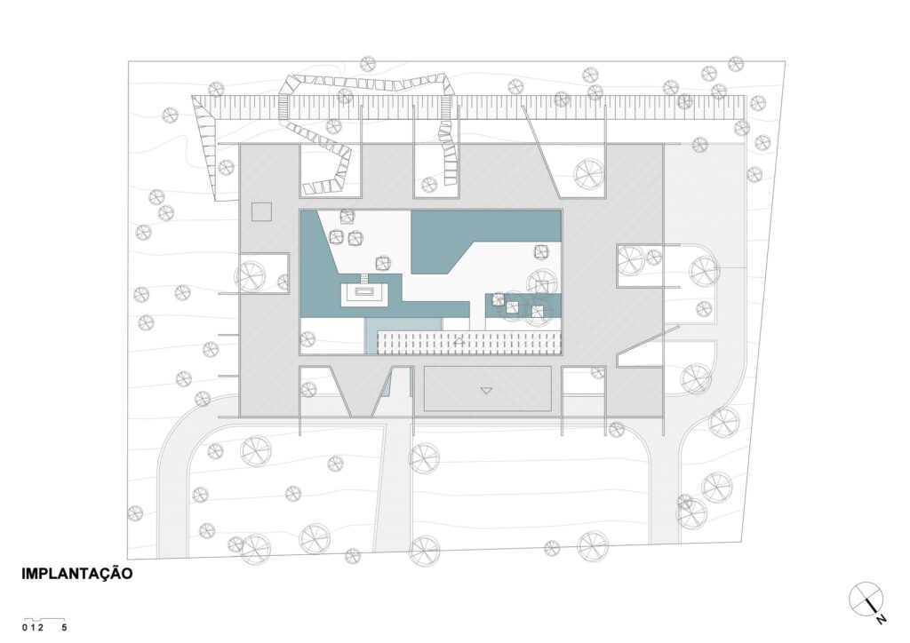 Site plan drawing showing building footprint, central courtyard, water basin, and preserved trees.