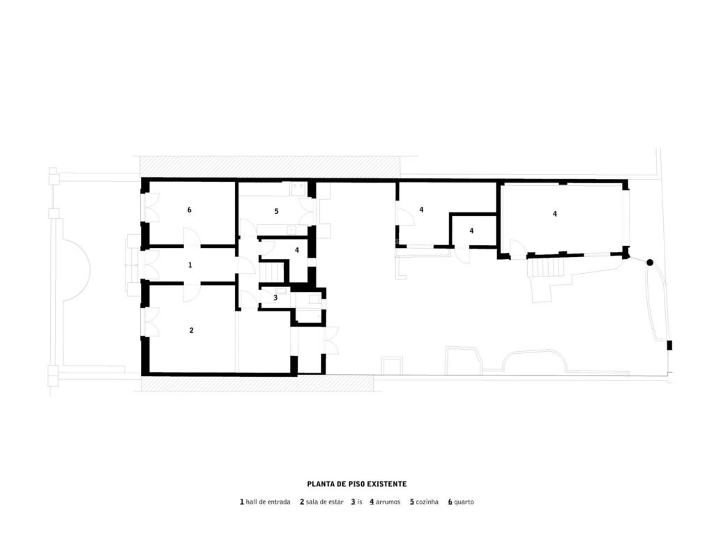 Architectural floor plan drawing displaying the original layout before renovation, labeled Planta de Piso Existente.