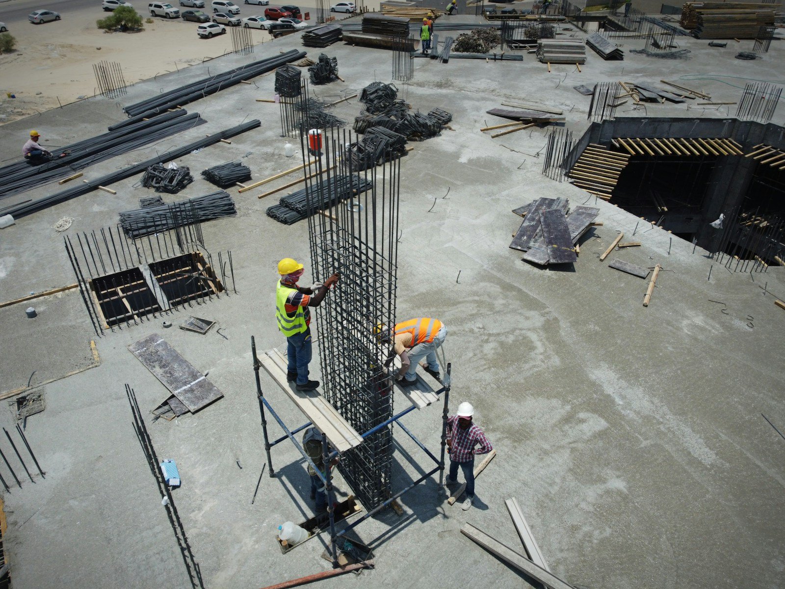 Workers on a construction site, illustrative photograph accompanying an analysis of US construction employment